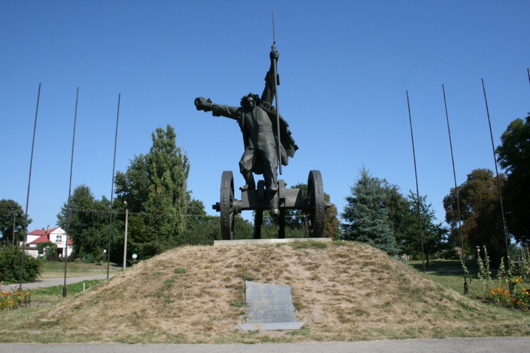 NIEZWOJOWICE – BUSKO ZDRÓJ - SANDOMIERZ - 2 Dniowa Wycieczka Szkolna Autokarowa - obrazek 4